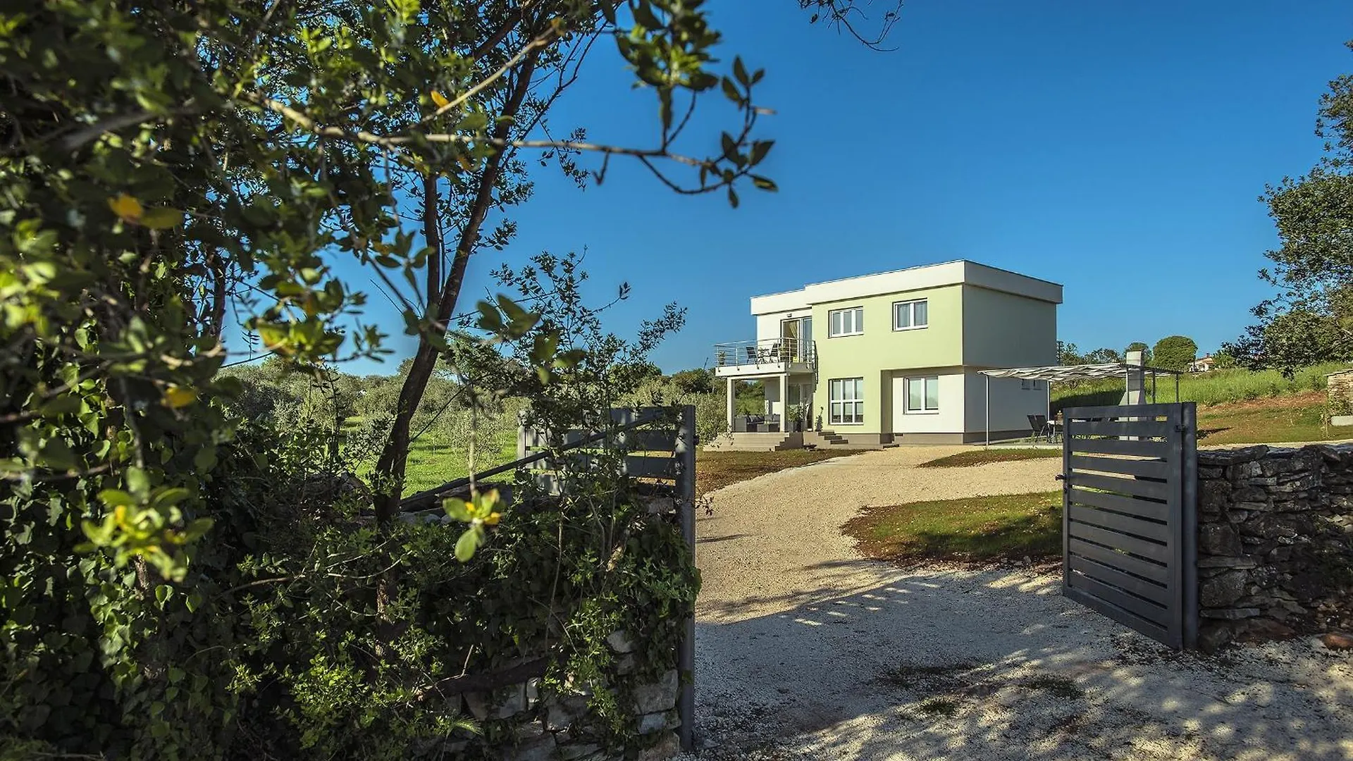 Casa vacanze Family Friendly House With A Parking Space Galizana, Fazana - 22739